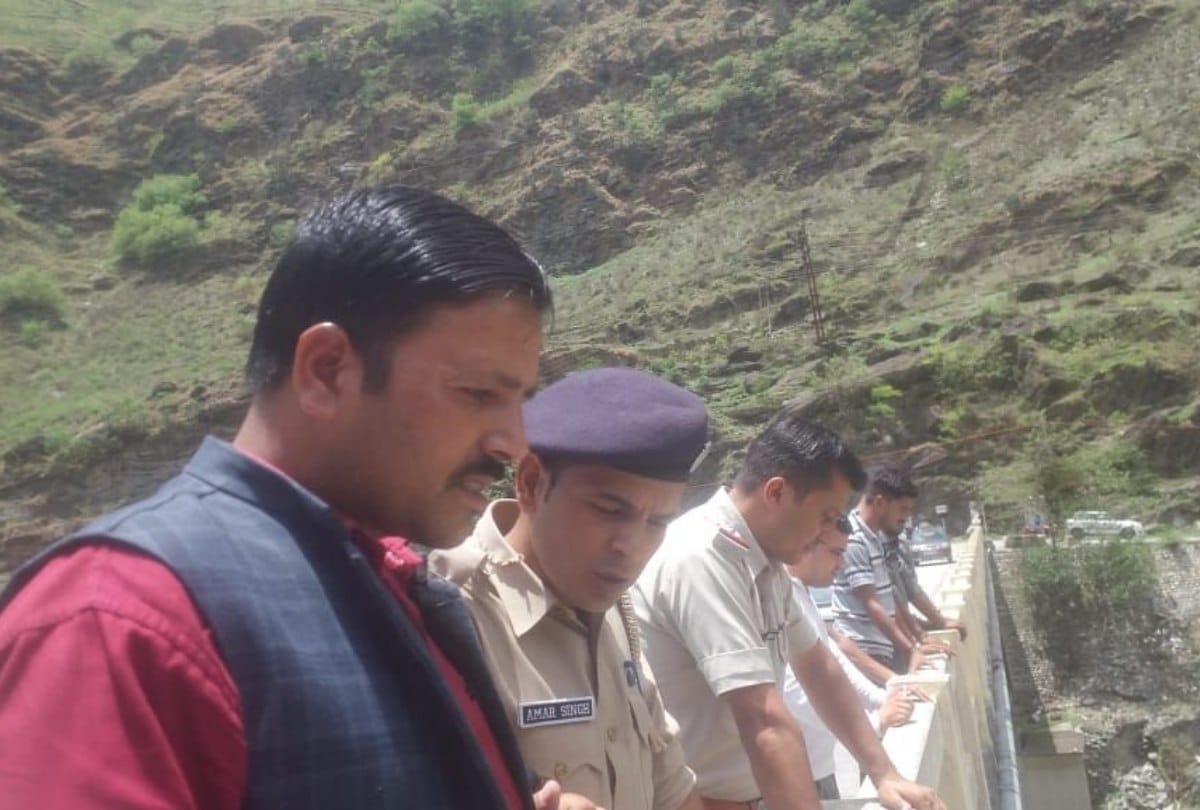 Rampur College girl student commits suicide by jumping into Sutlej river