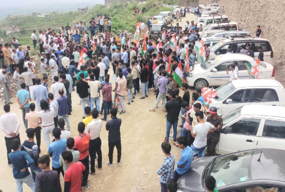  The Section 144 imposed overnight in hamirpur for youth congress protesters