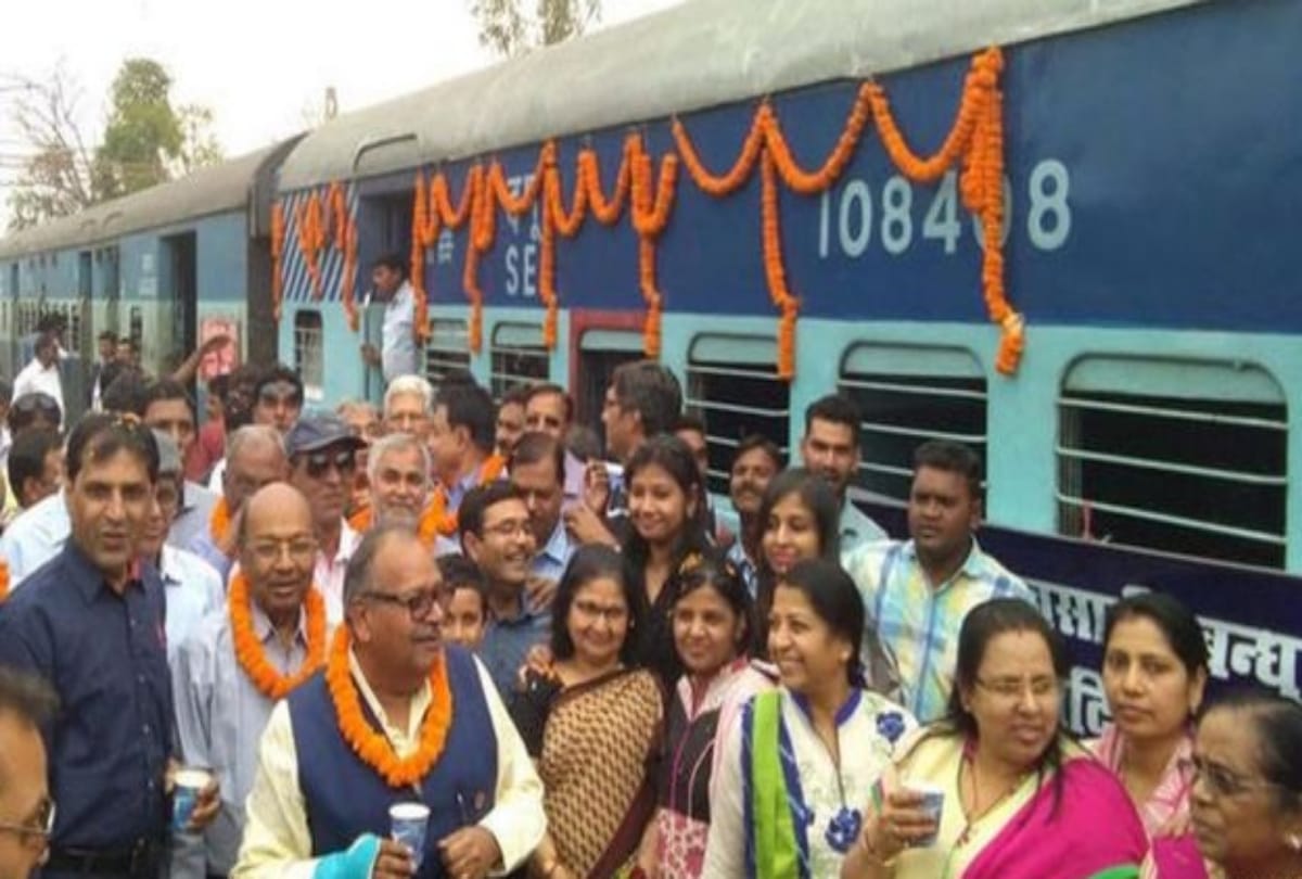 jharkhand railway station have no name shocked people