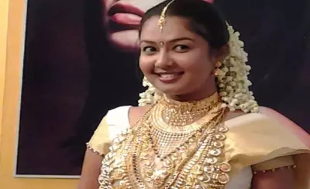Malayalam tv actress Surya Sasikumar arrested for fake currency case