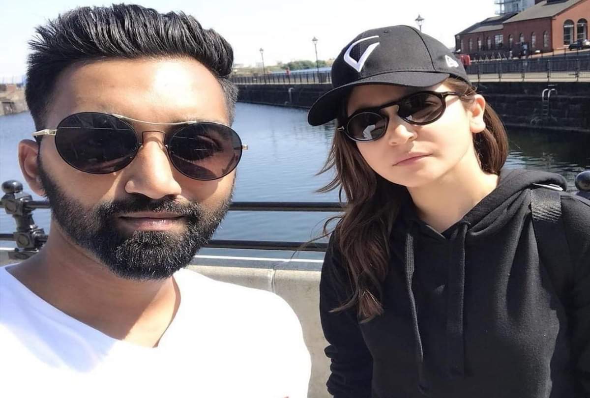 Anushka Sharma Roaming Cardiff Alone While Virat Kohli Is Busy practising For The Match