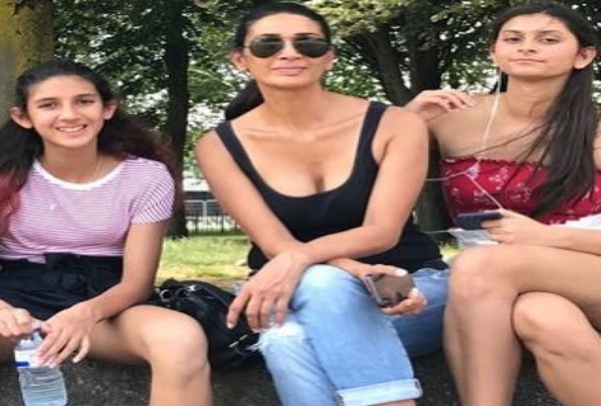 Arjun Rampal And Mehr Jessia On Family Trip To Paris Two Months After Divorce