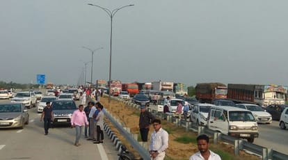 gas canter on Eastern Peripheral Express Way, traffic remained suspended for 12 hours