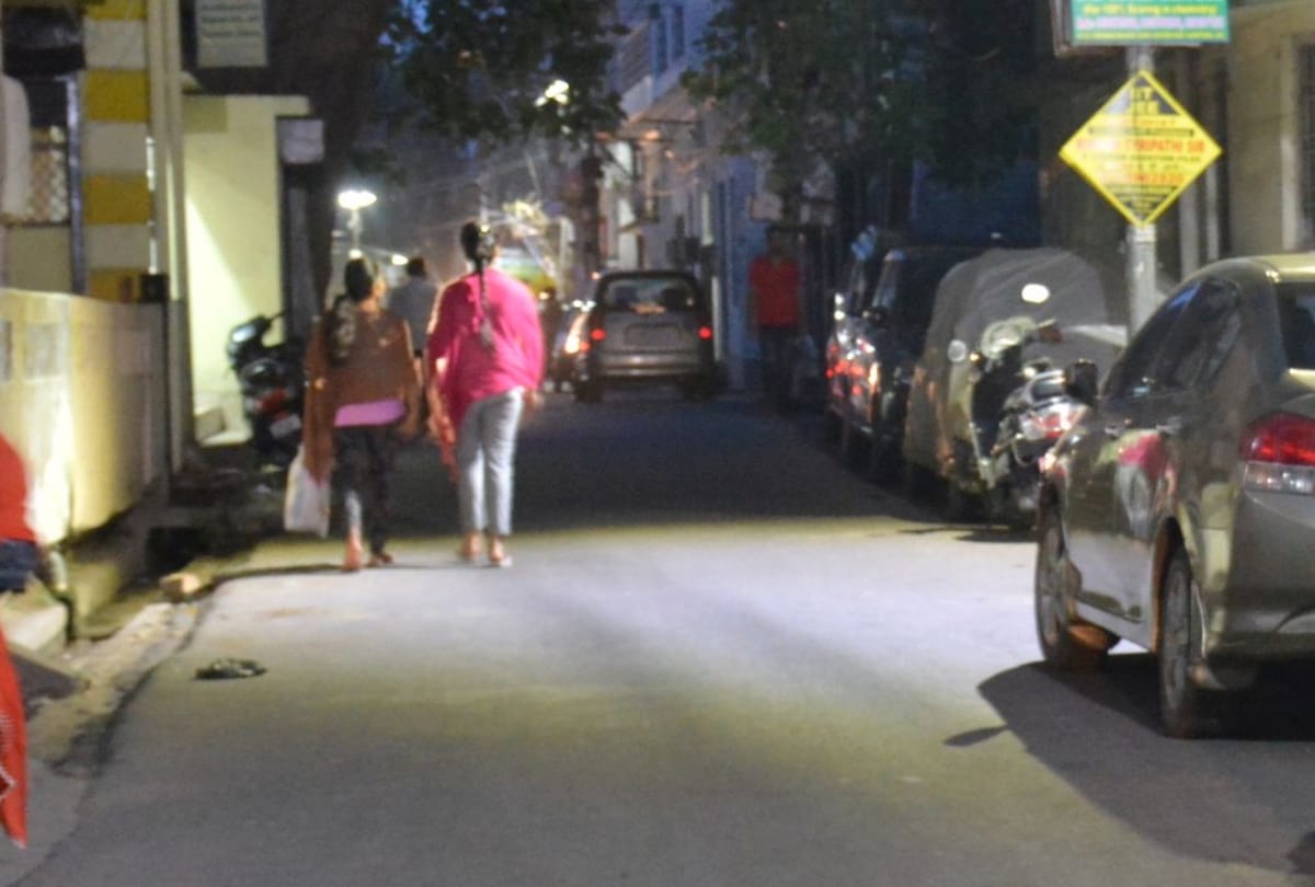 Car will be registered only after parking in the survey