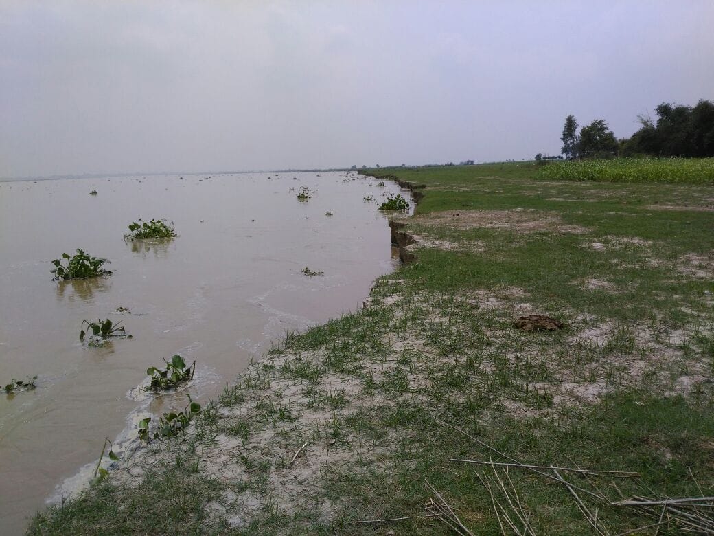 Ghaghra river flowing tension of villagers at azamgarh