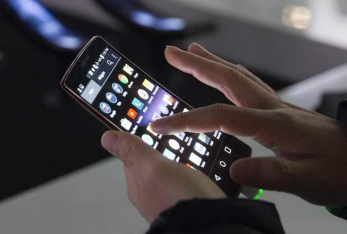 trai soon to regulate mobile apps doing streaming of tv channels