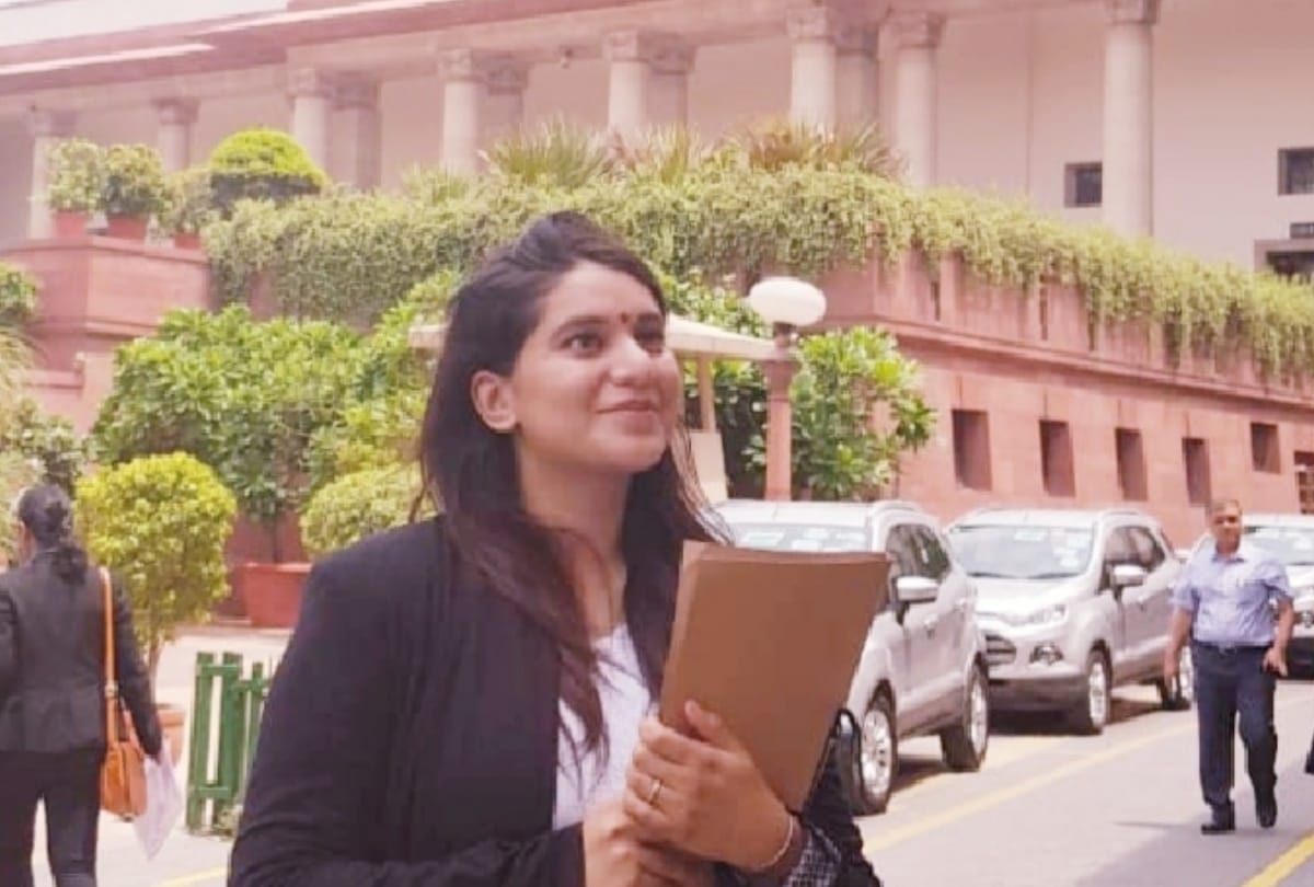 reservation to orphans plea accepted in supreme court notice send to centre and state governments