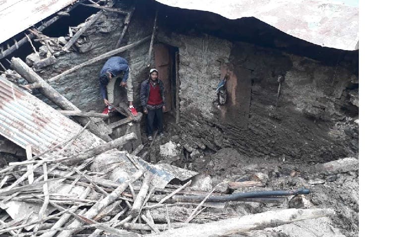 Gaya stone carts destroyed six houses, destroyed system