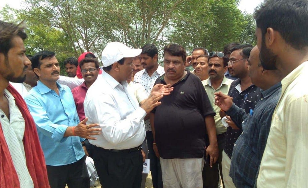 officers reached dam