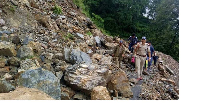 Rescue teams launched campaign in Nangang and Lucknow