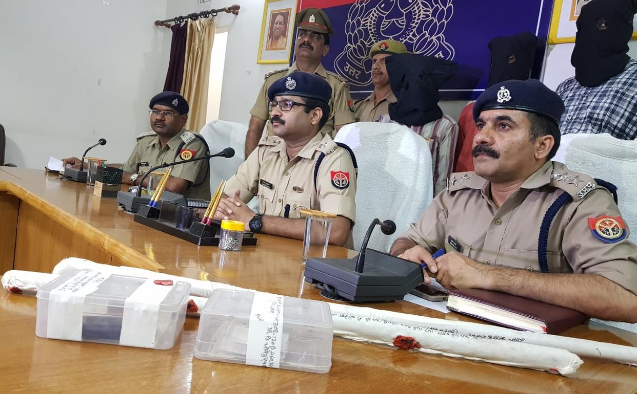 Varanasi police busted the murder case of  liquor businessman father 