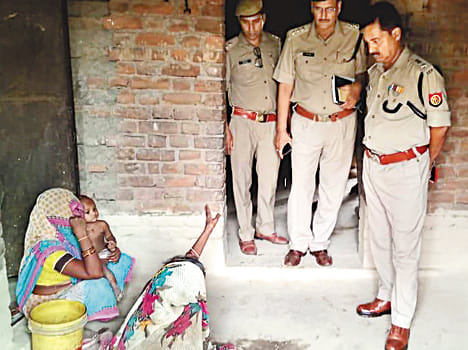 The elderly mother told the hill police in front of SP