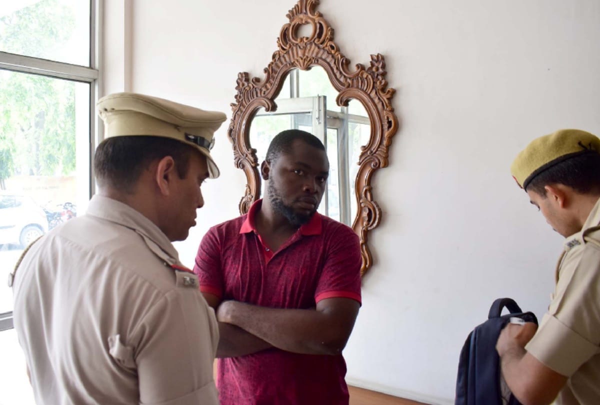 Gurugram Police arrested Nigerian man to cheat get job in Canada  