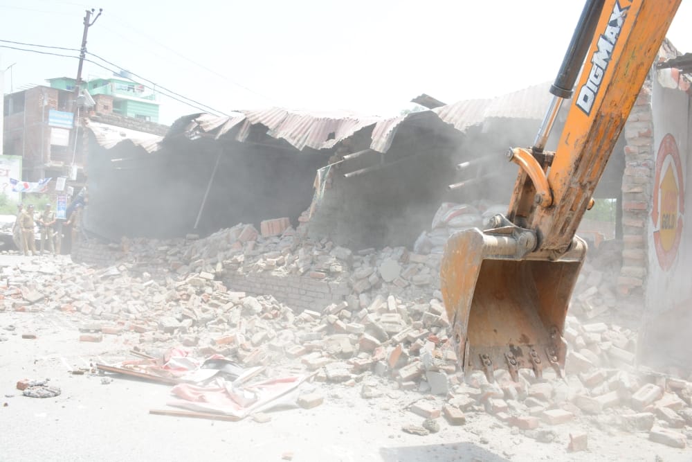 encroachment removing campaign in dehradun