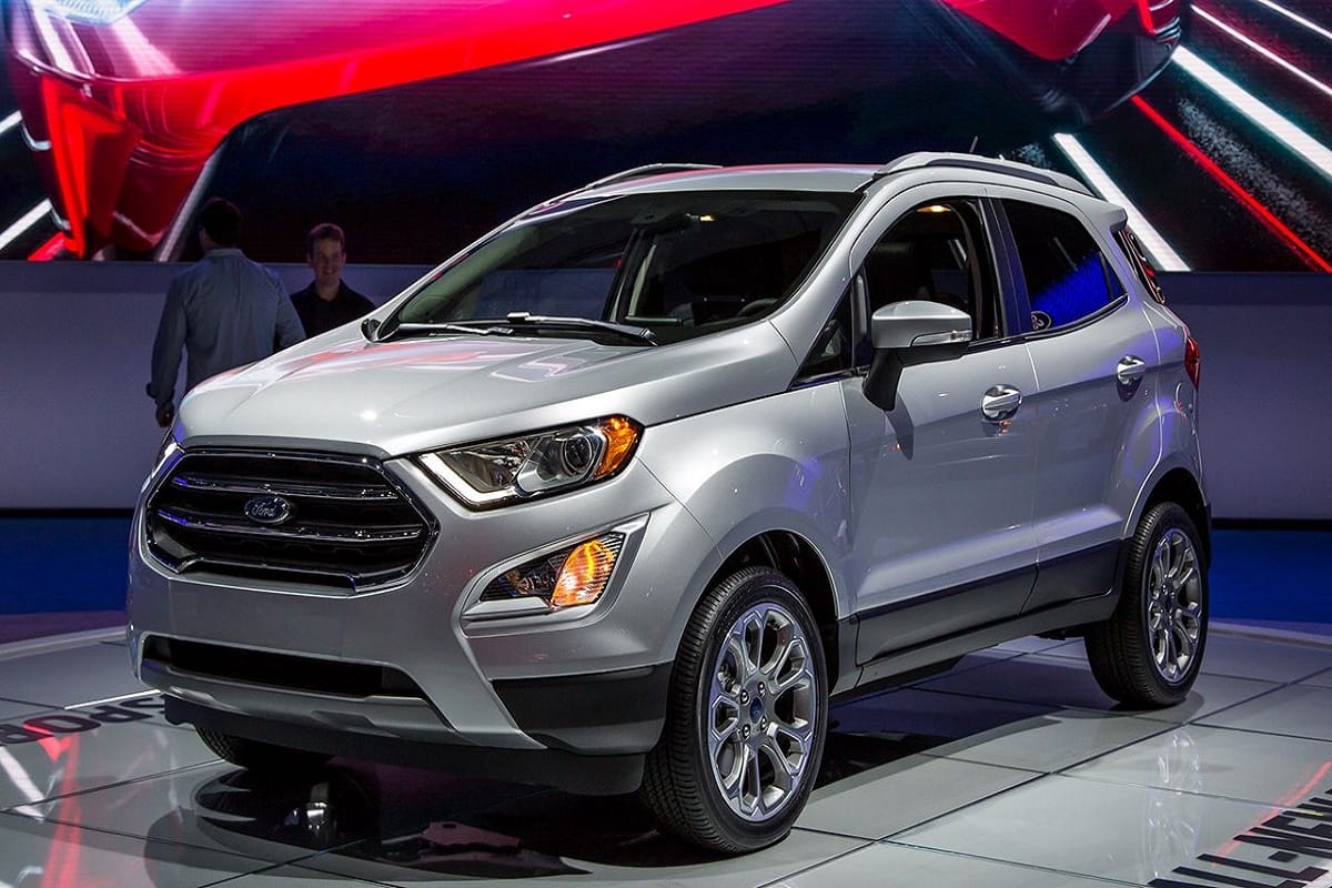 top 10 cars indian cars and suvs coming with sunroof feature