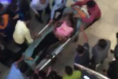 police search boyfriend of suicide girl in gip mall noida