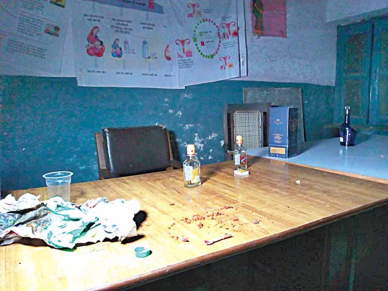 अस्पतालों पर करोड़ों खर्च, लेकिन डॉक्टर नहीं