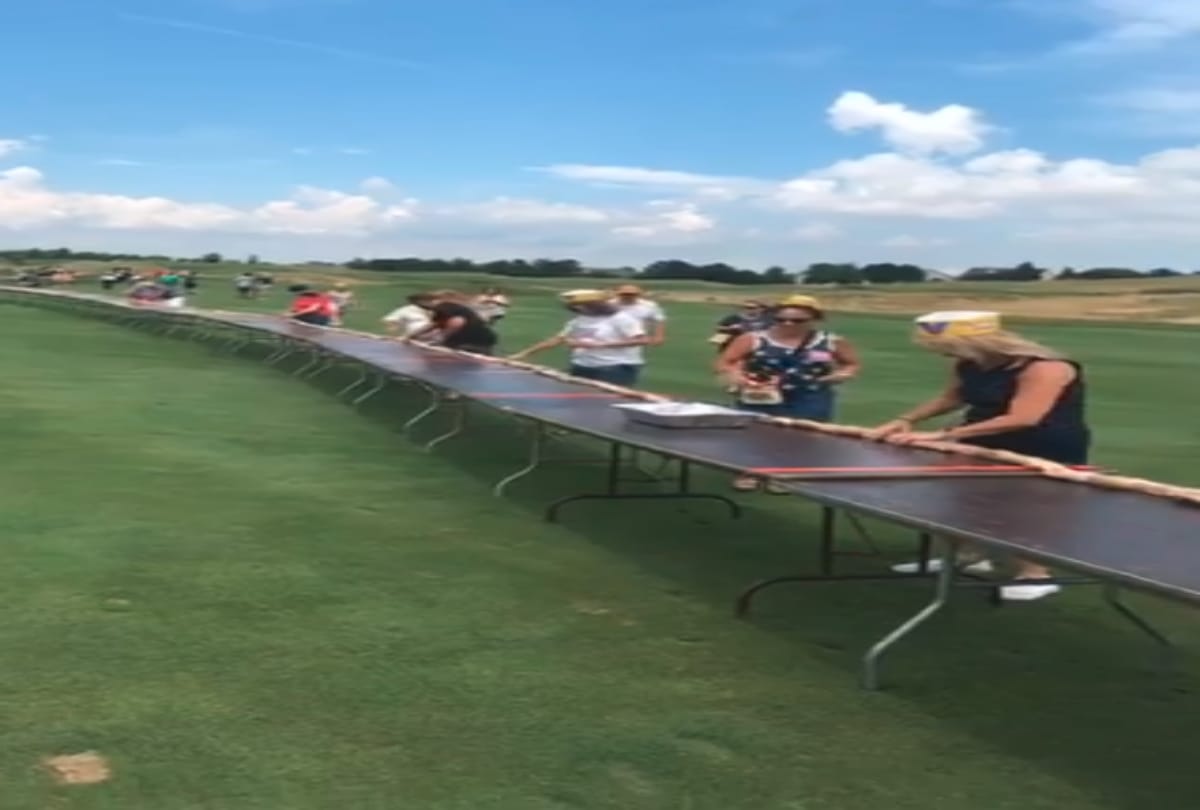 Worlds biggest hot dog record 