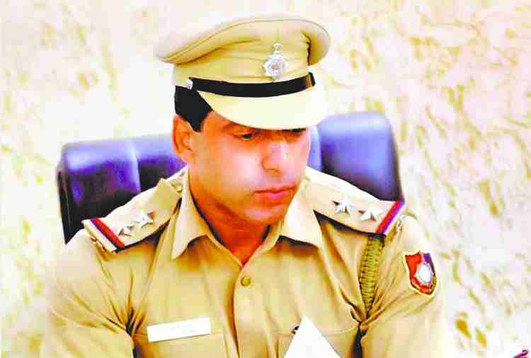 In look and fitness, Police Officers of Chandigarh handsome than Bollywood stars