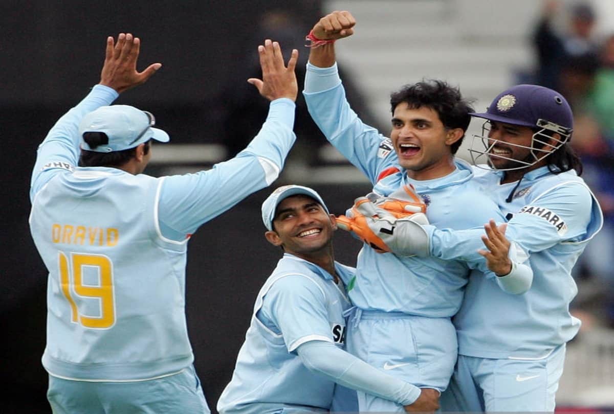 Embarrassing moment between Dinesh Karthik and Sourav Ganguly