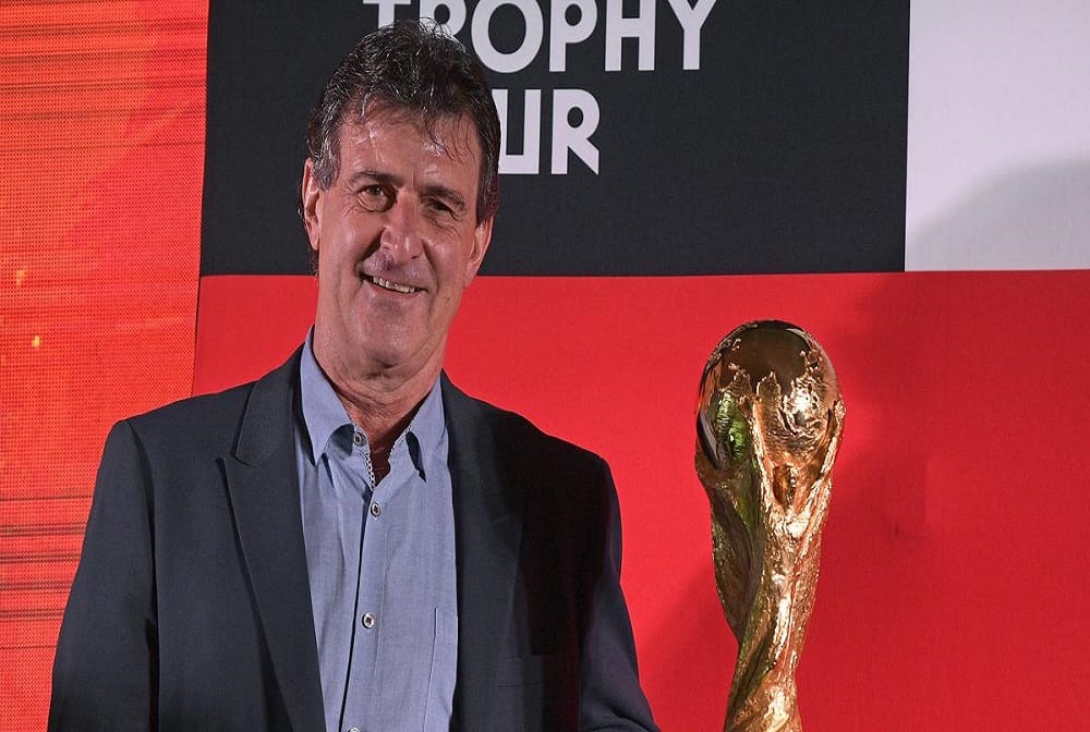 Mario Kempes wants to join coach of Argentina after maradona