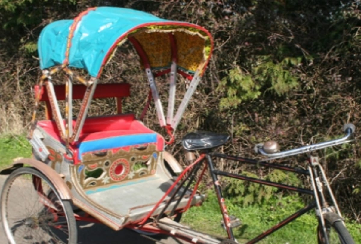 there was restriction on rickshaw from main road to station in 1956-57
