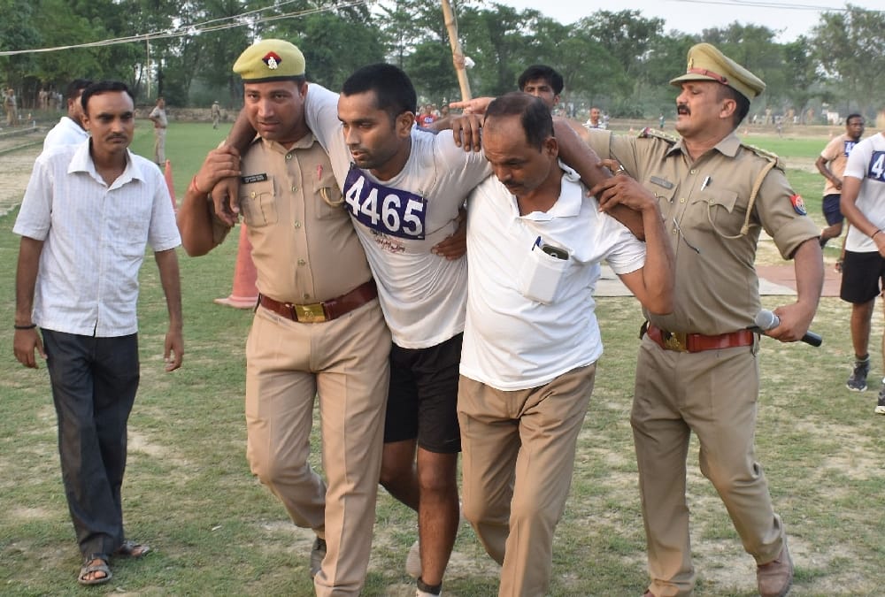 running for sub inspector recruitment in sitapur.