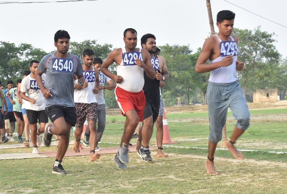 running for sub inspector recruitment in sitapur.