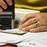 close relatives of H1b Visa Holders Should Not Be Banned From Working