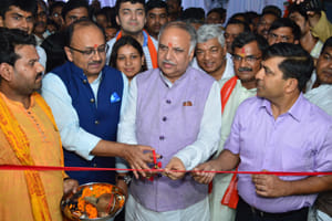 E-hospital will improve the condition of government hospitals: Tandon