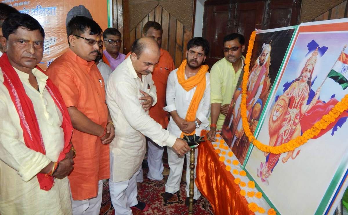 Former prime minister chandrashekar remembered on death anniversary