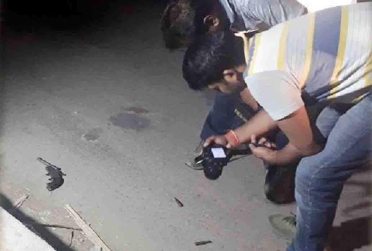 Five booty busted on two criminals arrested in encounter