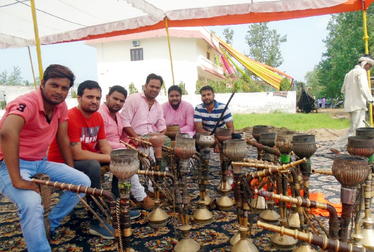 sangeet som MLA of BJP held a mega mango party in sardhana, have a look on picture