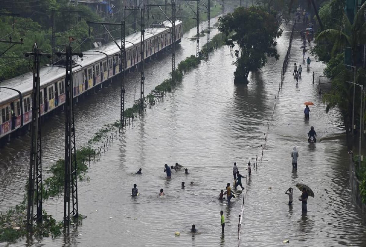 Despite the normal monsoon forecast, unusual rain