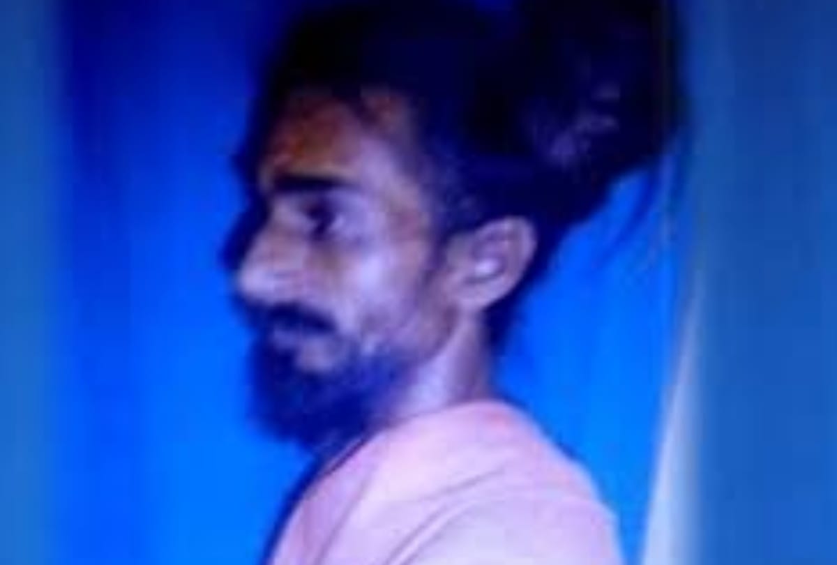 girl molestation by naga baba arrested delhi police