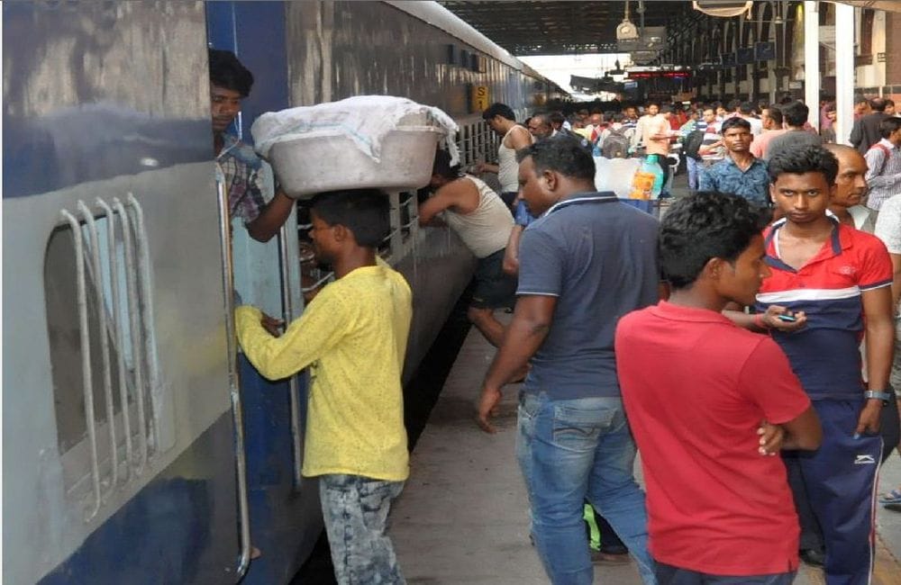 Indian Railway Tiranga Train Running on Track from 15 August