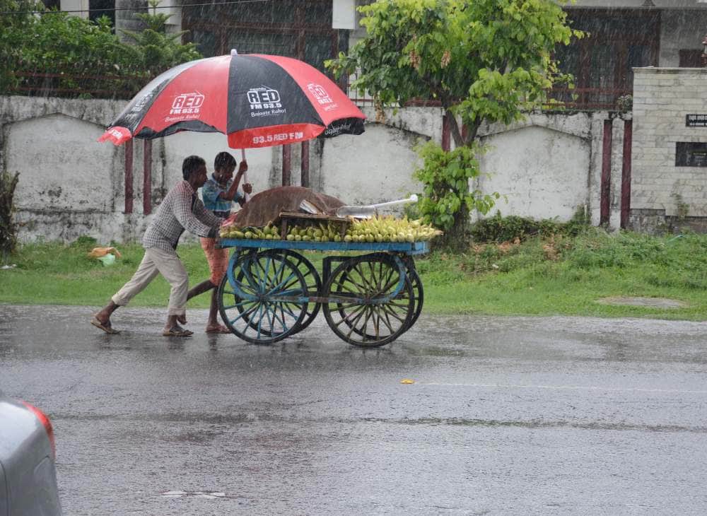 weather update heavy rain for upcoming three day in uttarakhand