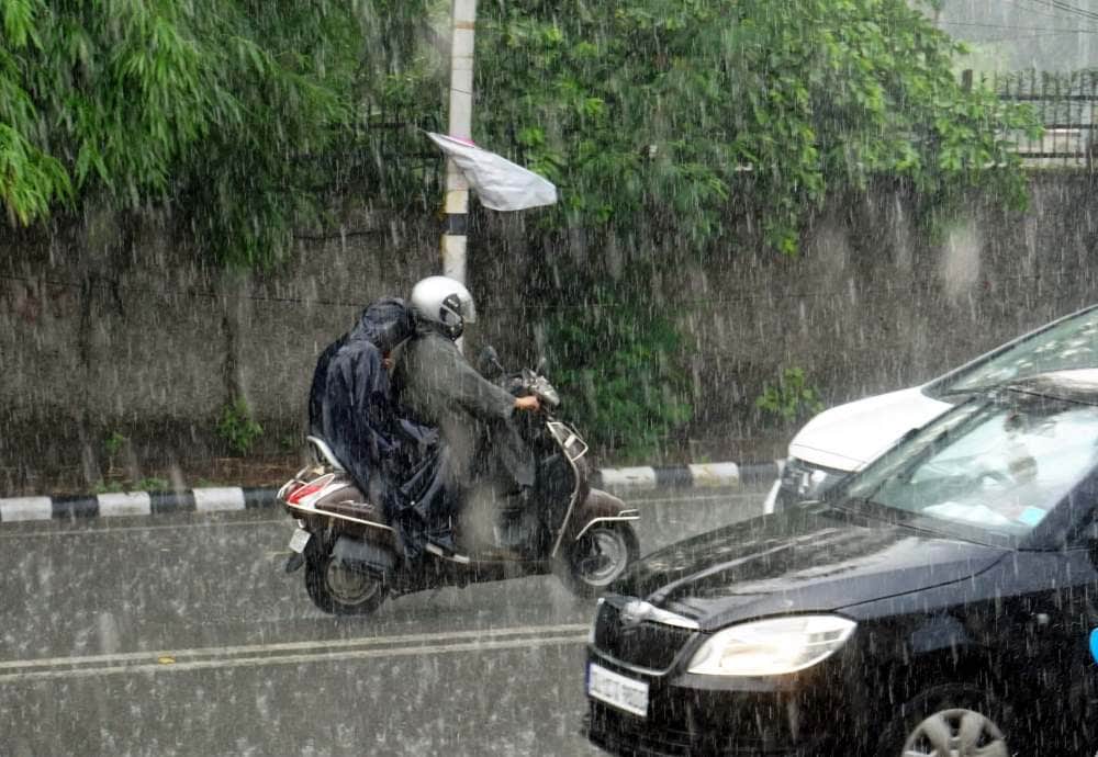 weather update heavy rain for upcoming three day in uttarakhand
