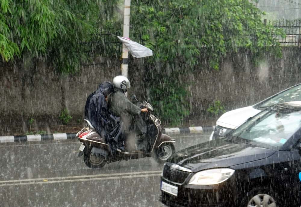 weather update heavy rain for upcoming three day in uttarakhand