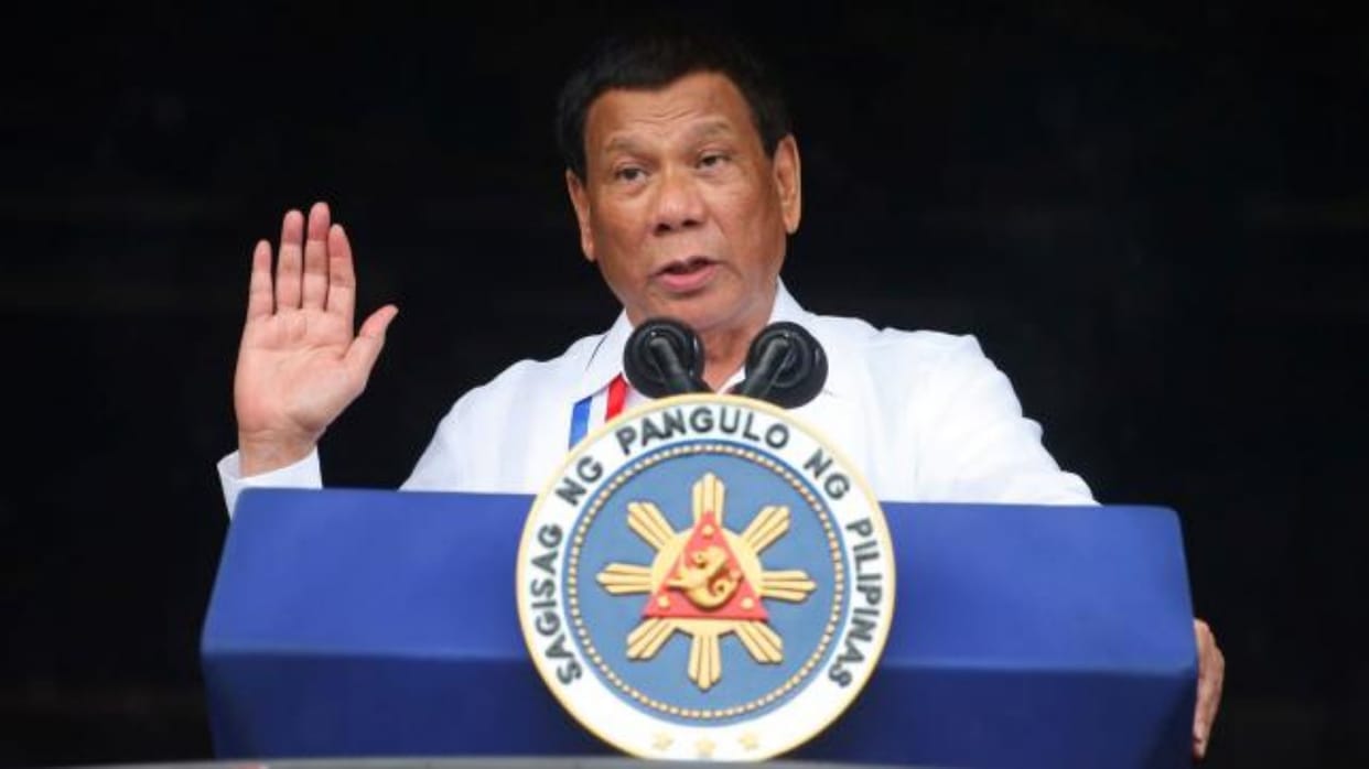 Philippines president Rodrigo Duterte threatens US no covid19 Vaccines no visiting forces agreement/