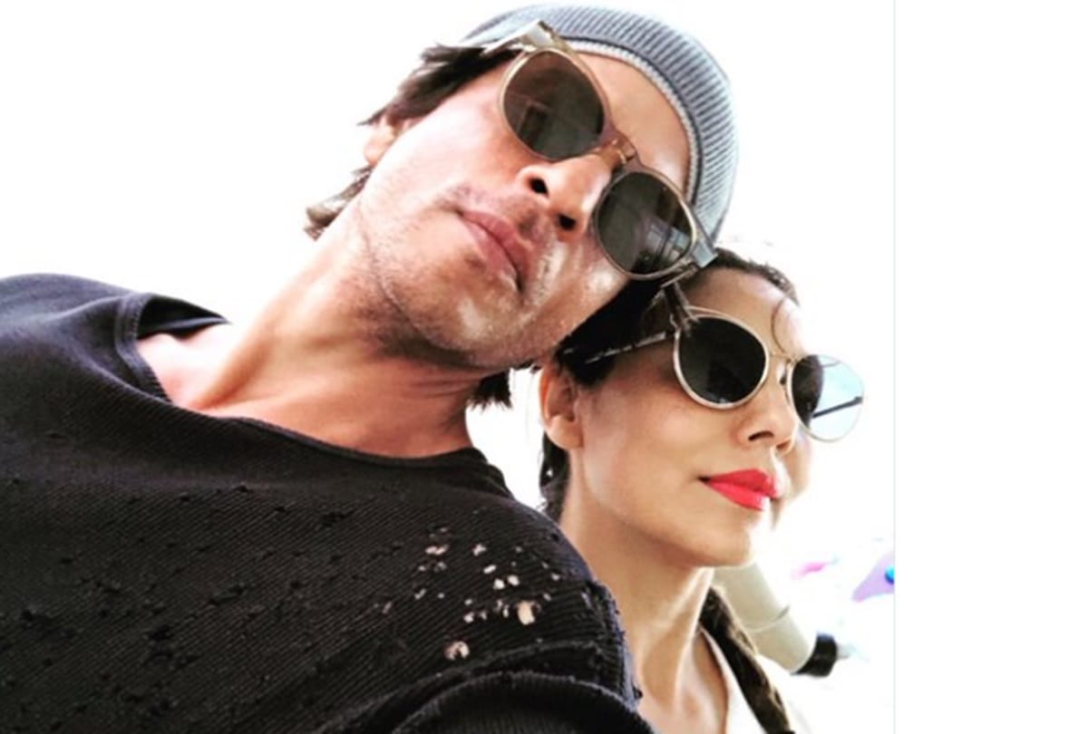 Gauri Khan finally agreed to share picture with Shah Rukh Khan