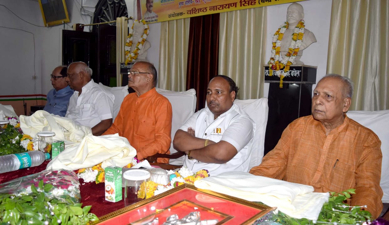 प्रतिभा के धनी थे पूर्व पीएम चंद्रशेखर
