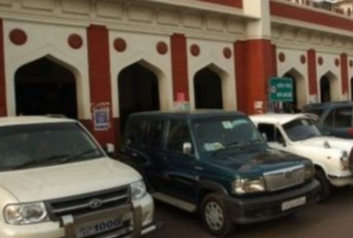 budget of ninety four lakh rupees issued for circulating area of charbagh station