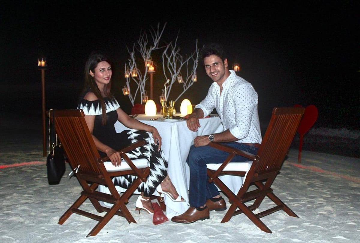 Divyanka Tripathi And Vivek Dahiya Celebrating Second Wedding Anniversary At Maldives