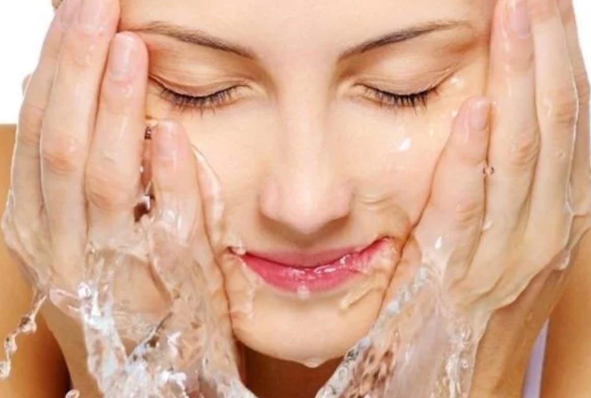 skin and hair care tips for monsoon