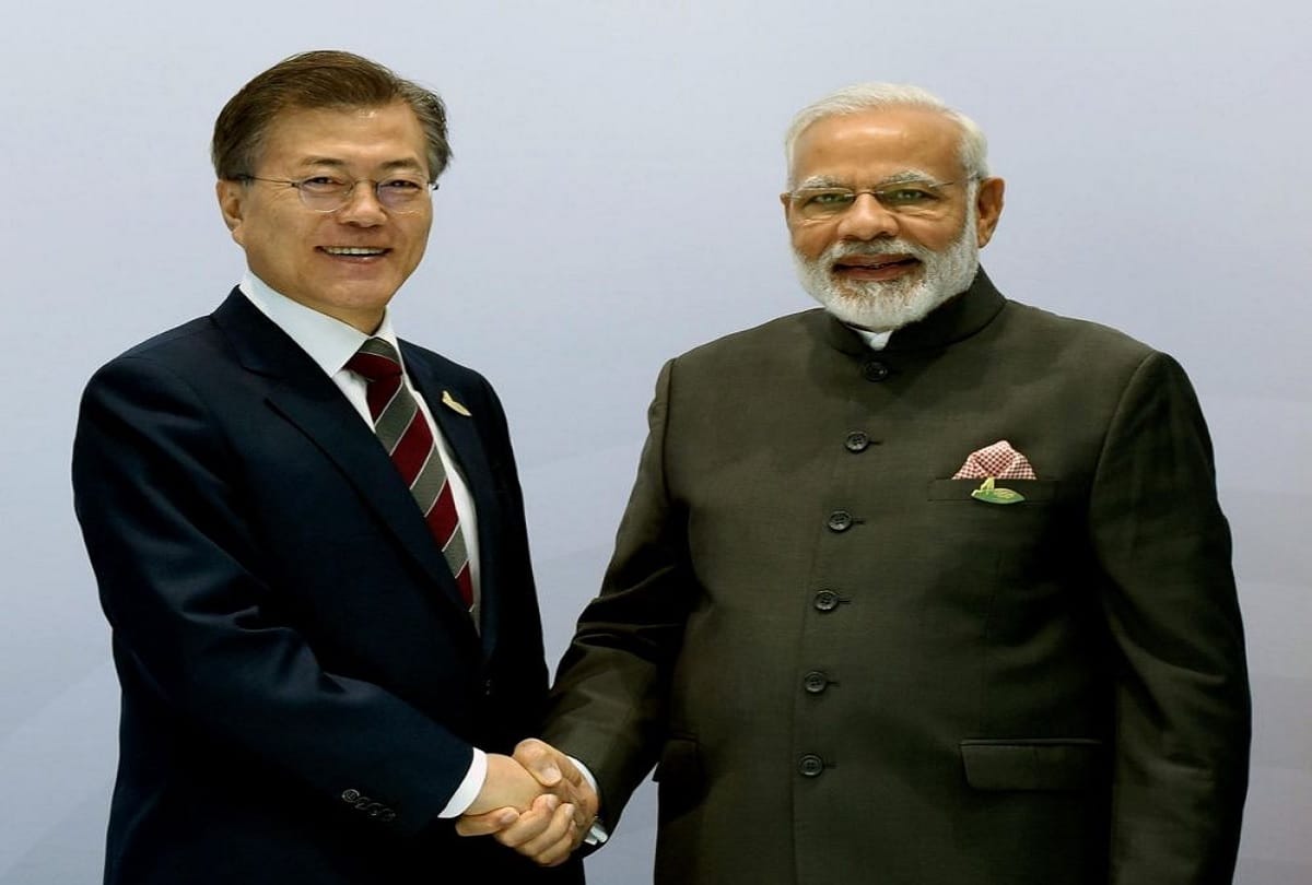 South Korea President and pm Narendra Modi will inaugurate Samsung mobile phone factory today