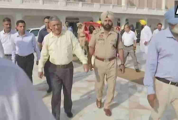 Indian Army Chief General Bipin Rawat in Golden Temple Amritsar