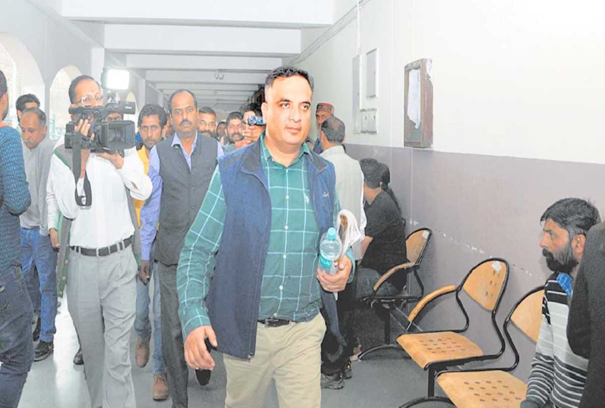  accused police personnel presented in cbi court shimla in gudiya case