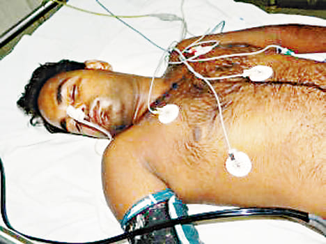 Lie gun shot, bike and purse to the son of Sepoy
