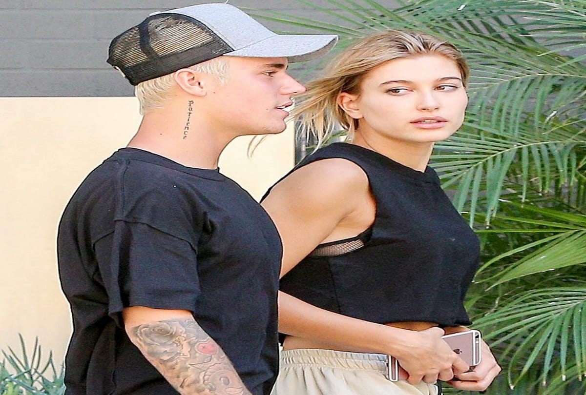 justin bieber confirms his marriage with hailey baldwin and share picture on social media